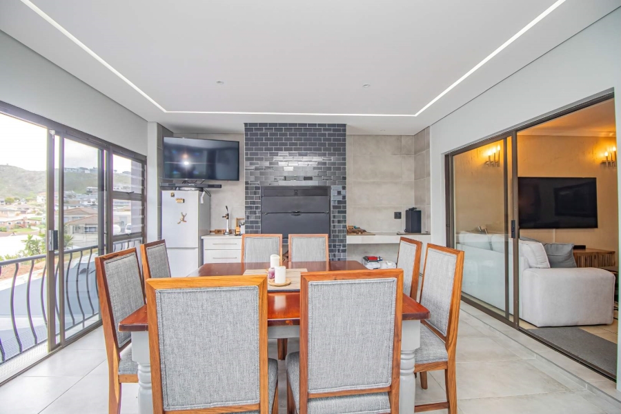 4 Bedroom Property for Sale in Island View Western Cape
